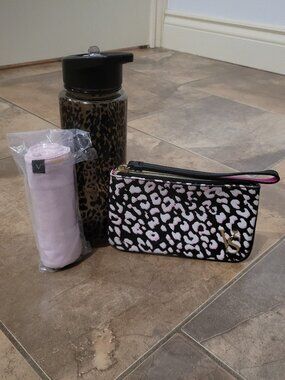 Victoria's Secret Gym Bundle